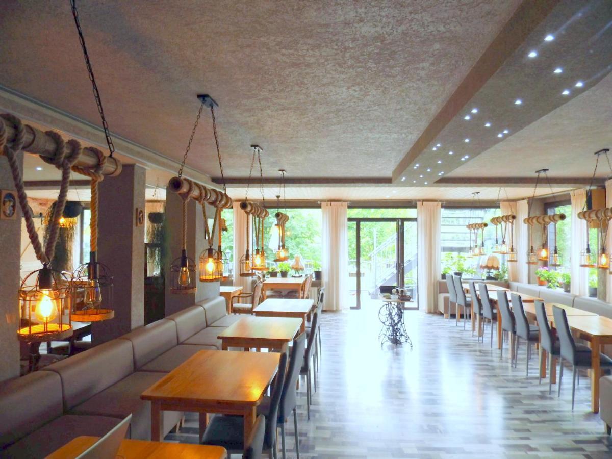 Hotel Restaurant Zum Valwiger Herrenberg Экстерьер фото